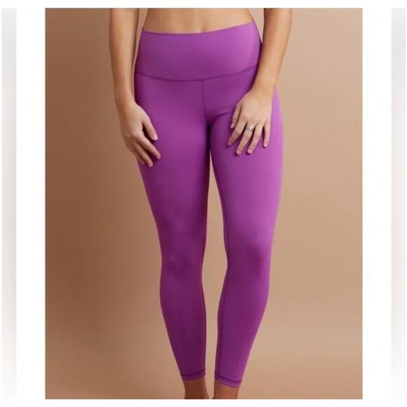 SAVVI Pants - NWT Savvi SSkin High Waist Leggings Ultraviolet Women's Size Medium Yoga Gym